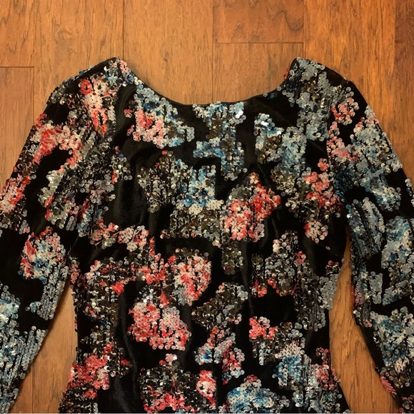 Dress The Population Long Sleeve Velvet Sequin Dress - Size M - Picture 3 of 8